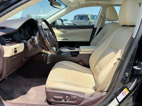 Used 2016 Lexus ES 350 w/ Navigation System Package FWD image 5