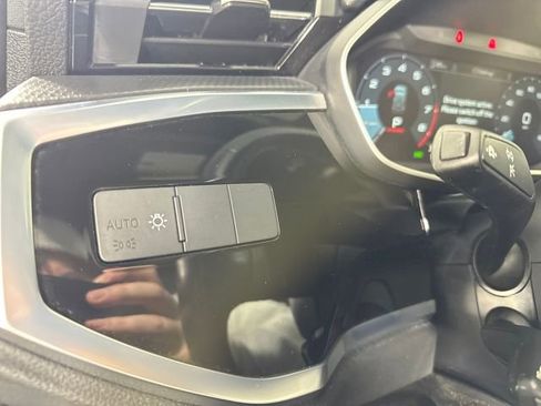 Used 2022 Audi Q3 2.0T Premium image 19