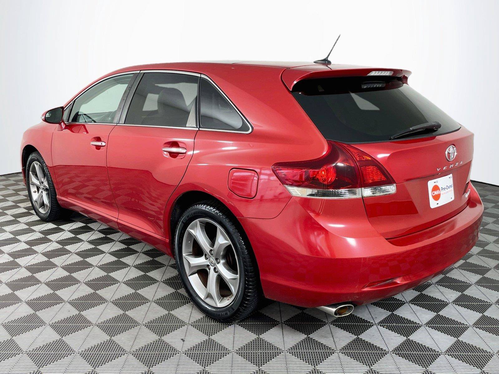Used 2013 Toyota Venza Limited AWD/4WD image 6