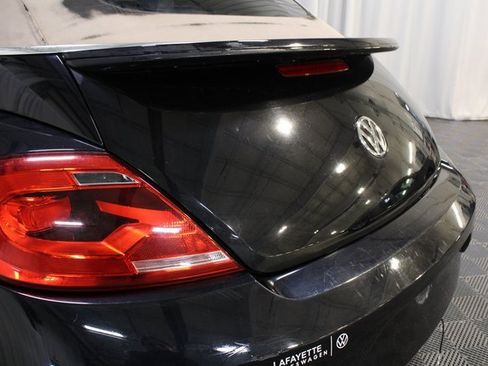 Used 2015 Volkswagen Beetle R-Line image 27