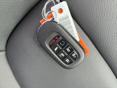New 2025 Honda Odyssey Sport-L image 24