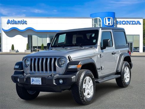 Used 2021 Jeep Wrangler Sport S image 2