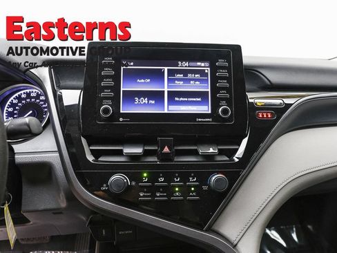 Used 2021 Toyota Camry LE FWD image 11