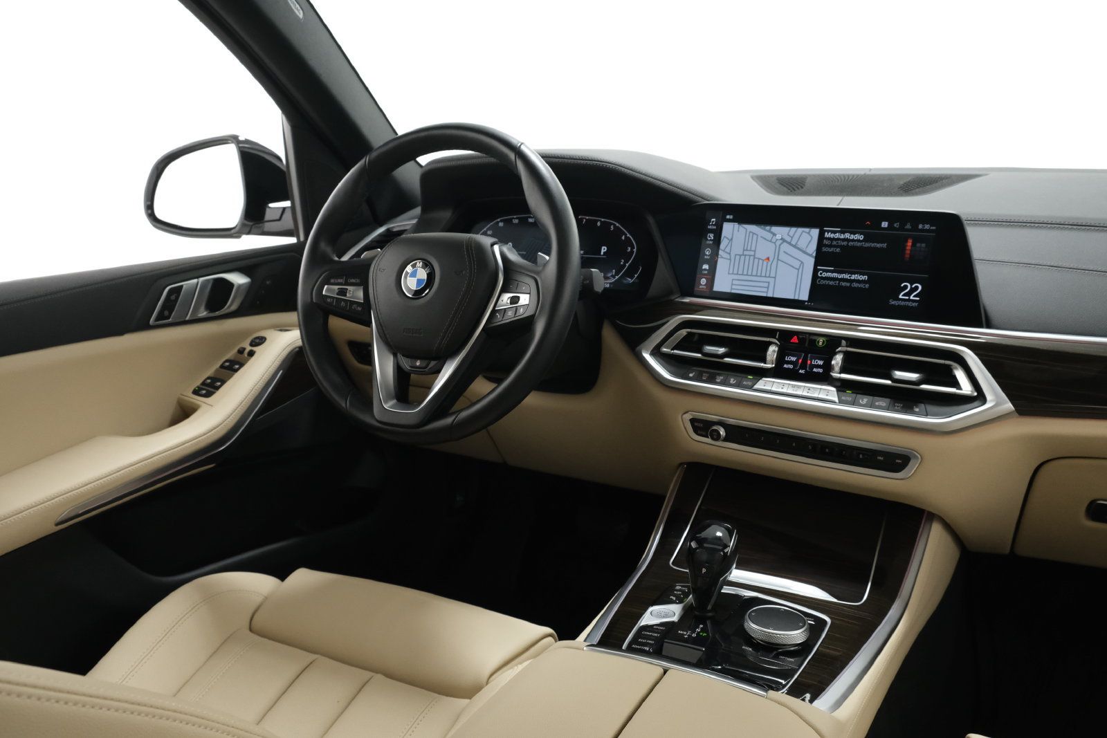 Used 2021 BMW X5 xDrive40i w/ Parking Assistance Package AWD/4WD image 10