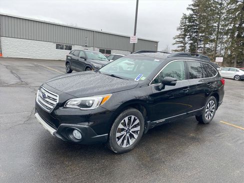 Used 2015 Subaru Outback 3.6R Limited image 3