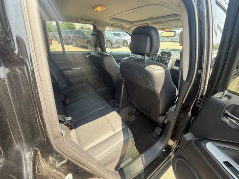 Used 2016 Jeep Compass High Altitude AWD/4WD image 21