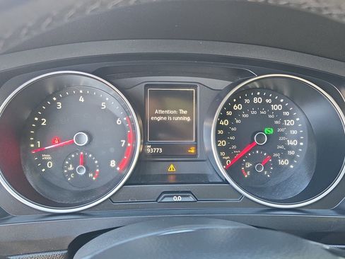Used 2019 Volkswagen Tiguan SE FWD image 18