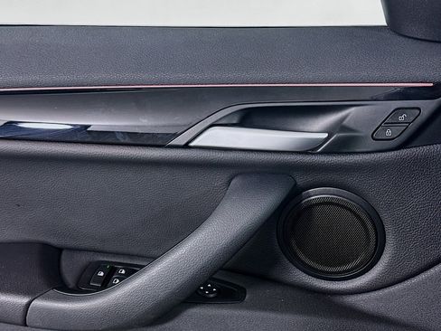 Used 2021 BMW X1 xDrive28i w/ Premium Package image 15