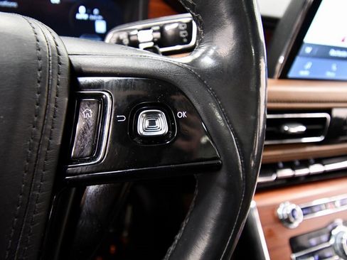 Used 2021 Lincoln Aviator Reserve image 24