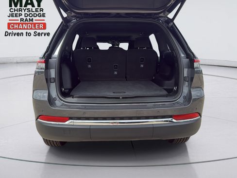New 2026 Jeep Grand Cherokee Laredo X AWD/4WD image 13