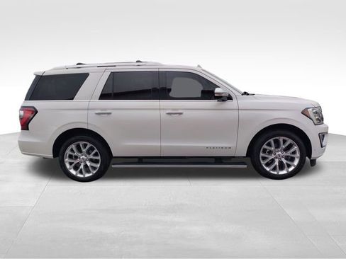 Used 2018 Ford Expedition Platinum image 7