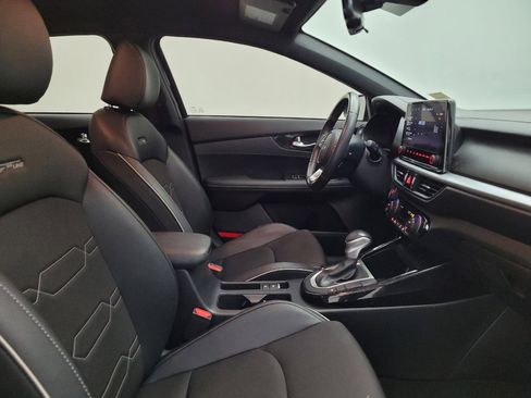 Used 2024 Kia Forte GT-Line image 21