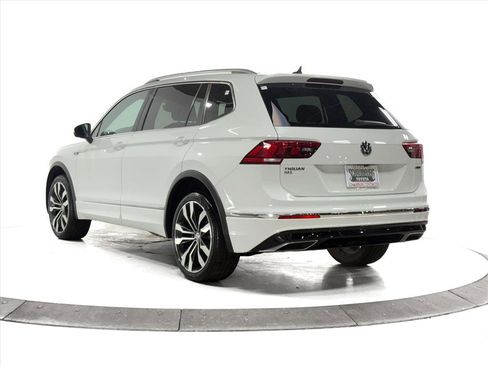 Used 2021 Volkswagen Tiguan SEL Premium R-Line image 8