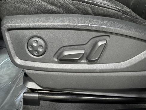 Used 2018 Audi Q5 2.0T Premium Plus w/ Premium Plus Package image 29