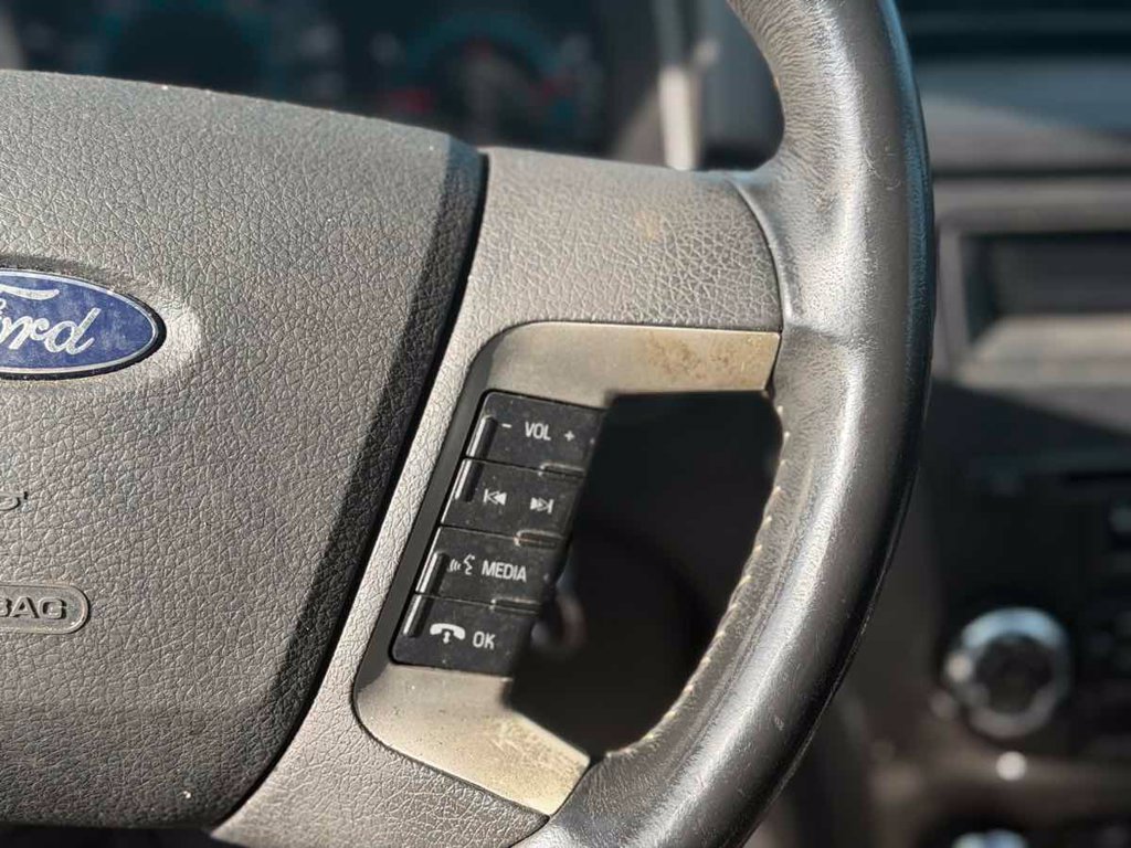 Used 2010 Ford Fusion Sport FWD image 17