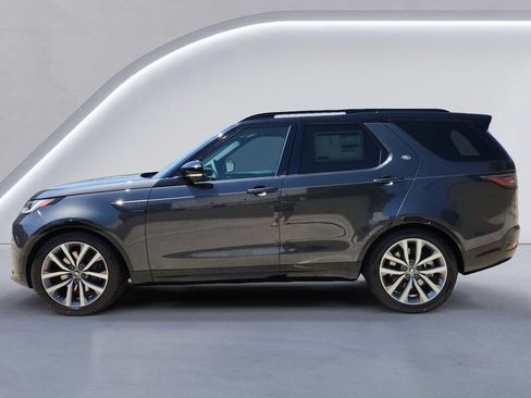 New 2026 Land Rover Discovery Limited Edition AWD/4WD image 3