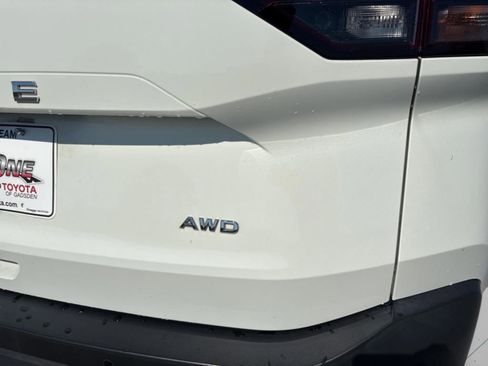 Used 2021 Nissan Rogue S AWD/4WD image 42