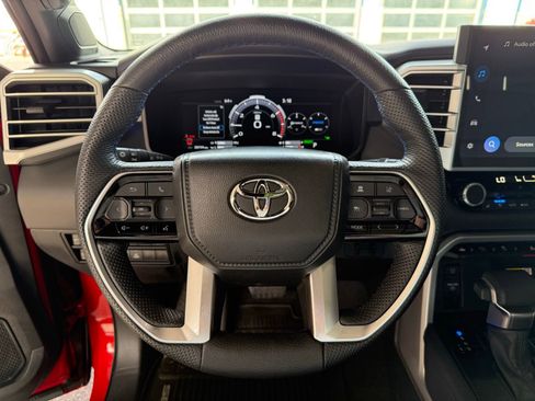 Used 2024 Toyota Sequoia Platinum AWD/4WD image 14
