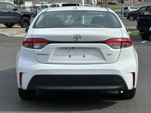 Used 2024 Toyota Corolla LE image 4
