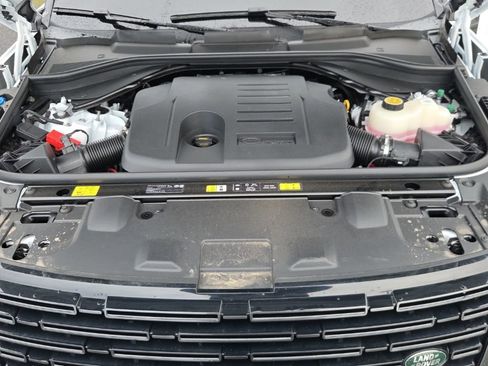 New 2026 Land Rover Range Rover SE image 29