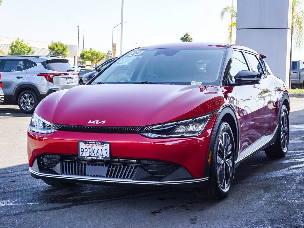 Certified 2024 Kia EV6 Light RWD image 3