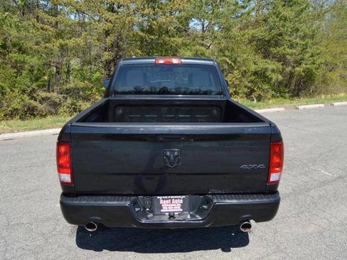 Used 2015 RAM 1500 Express w/ Black Ram 1500 Express Group AWD/4WD image 8