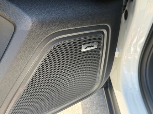 Certified 2026 Porsche Macan Turbo AWD/4WD image 22