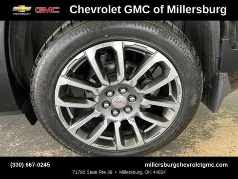 Used 2021 GMC Acadia Denali w/ Denali Technology Package AWD/4WD image 12