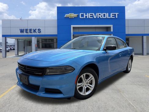 Used 2023 Dodge Charger SXT RWD image 1