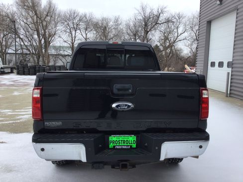 Used 2015 Ford F350 Lariat w/ Chrome Package image 4