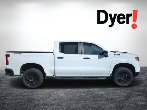 Used 2023 Chevrolet Silverado 1500 LT Trail Boss w/ Protection Package AWD/4WD image 2