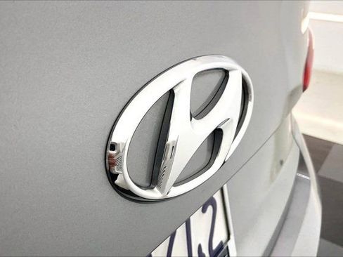 Used 2016 Hyundai Sonata SE w/ Cargo Package image 31