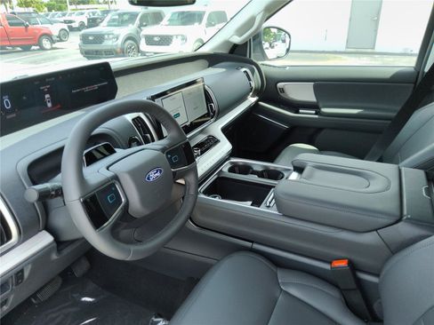 New 2027 Ford Expedition Max Active RWD image 12