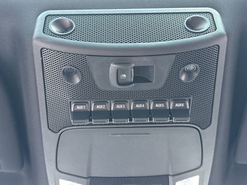 Used 2018 Ford F150 Raptor w/ Equipment Group 802A Luxury AWD/4WD image 13
