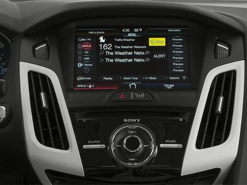 Used 2014 Ford Focus SE FWD image 19