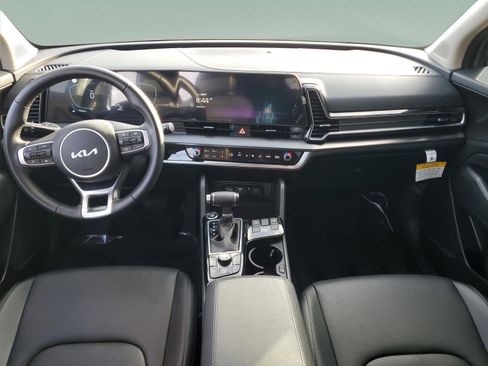 Certified 2025 Kia Sportage EX image 12