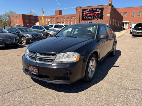 Used 2013 Dodge Avenger SE FWD image 1