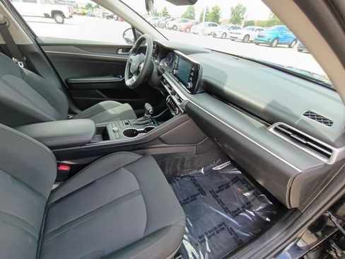 Used 2022 Kia K5 LXS FWD image 17