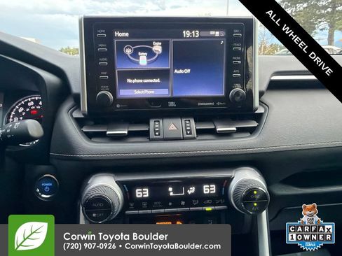 Used 2021 Toyota RAV4 XLE Premium AWD/4WD image 31