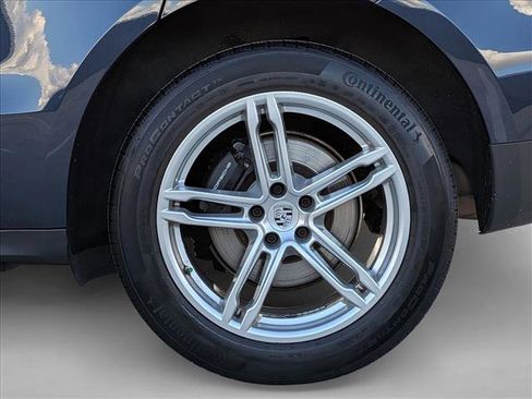 Used 2017 Porsche Macan image 29