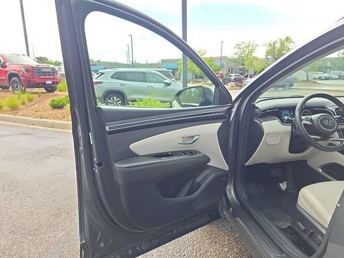 Used 2022 Hyundai Tucson Limited AWD/4WD image 9