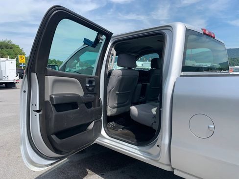 Used 2015 Chevrolet Silverado 2500 W/T AWD/4WD image 22