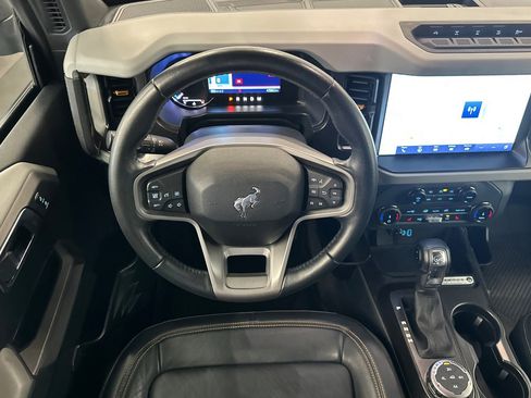 Used 2022 Ford Bronco Badlands w/ Sasquatch Package image 27