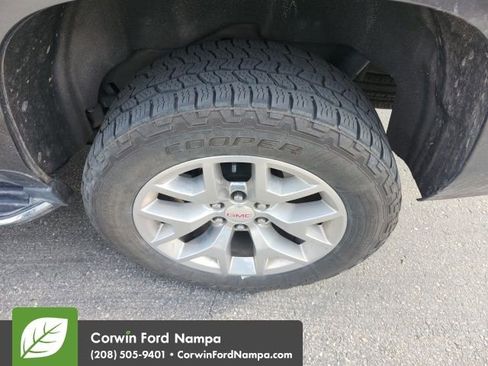 Used 2019 GMC Yukon SLT image 16