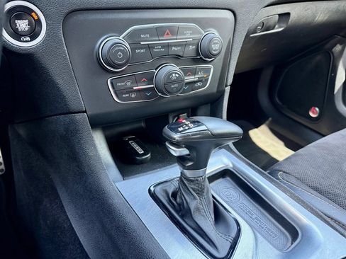 Used 2017 Dodge Charger R/T RWD image 26