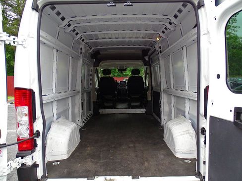 Used 2022 RAM ProMaster 2500 FWD image 13