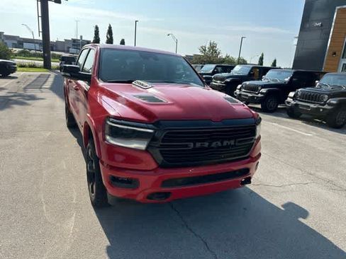 Used 2021 RAM 1500 Laramie AWD/4WD image 30