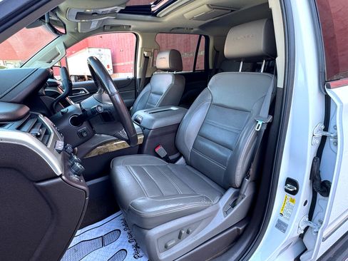 Used 2017 GMC Yukon Denali w/ Open Road Package image 10