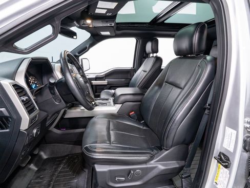 Used 2018 Ford F150 Lariat w/ Equipment Group 502A Luxury AWD/4WD image 20