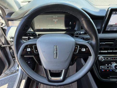 Used 2022 Lincoln Corsair Reserve w/ Equipment Group 201A AWD/4WD image 20